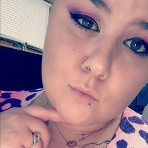 Meet your Posher, Shelby